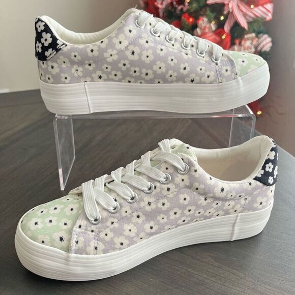 CALL IT SPRING Viollett Platform Sneaker in White Floral Size 6.5 NEW - Picture 4 of 15